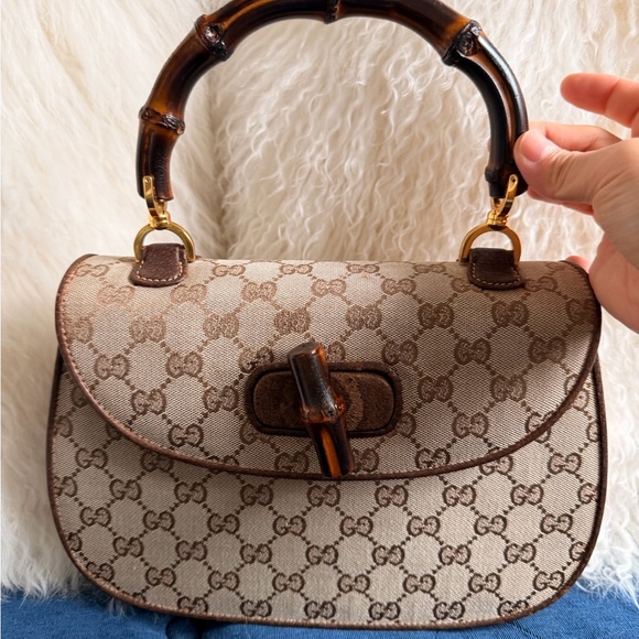 Gucci Beige and Brown Bamboo Handle Bag - Picture 5 of 9